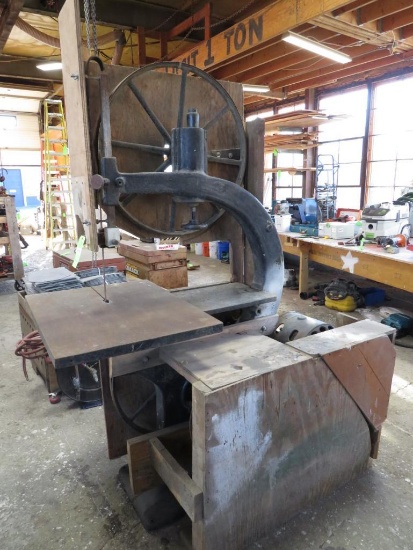 32" Band Saw