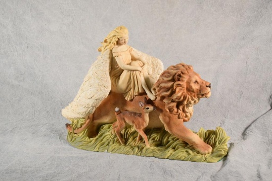 United Designs Angel Collection Angel, Lion & Fawn Statue