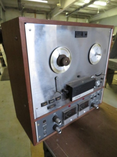Teac Model A-4010S Reel to Reel Tape Recorder / Player