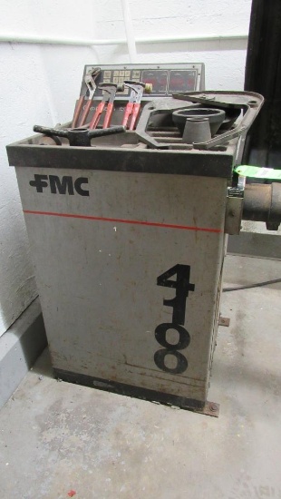FMC 4100 Computer Wheel Balancer
