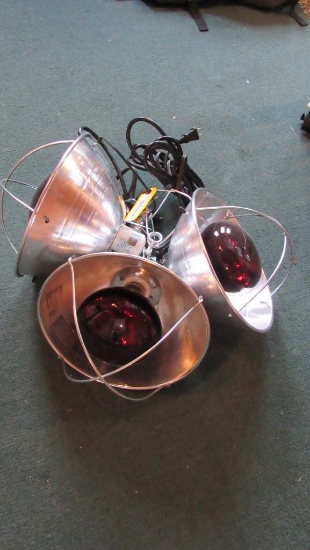 (3) Brooder Heat Lamps Mod. GPO95B