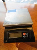 MyWeigh KD-7000 Battery Operated Scale