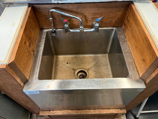 Stainless Steel Ice Sink w/ Drain & Faucet