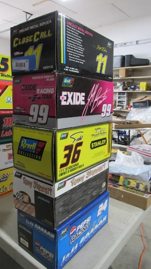 (5) Revell Nascar Collectible Diecast Stock Cars 1:24 Scale