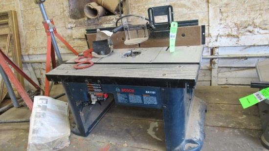 Bosch Mod. RA1181 Router Table w/Bosch Router