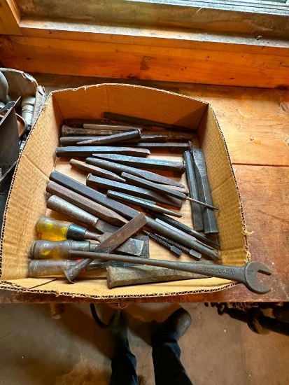 (30) Punches, Metal Chisels & Wood Chisels