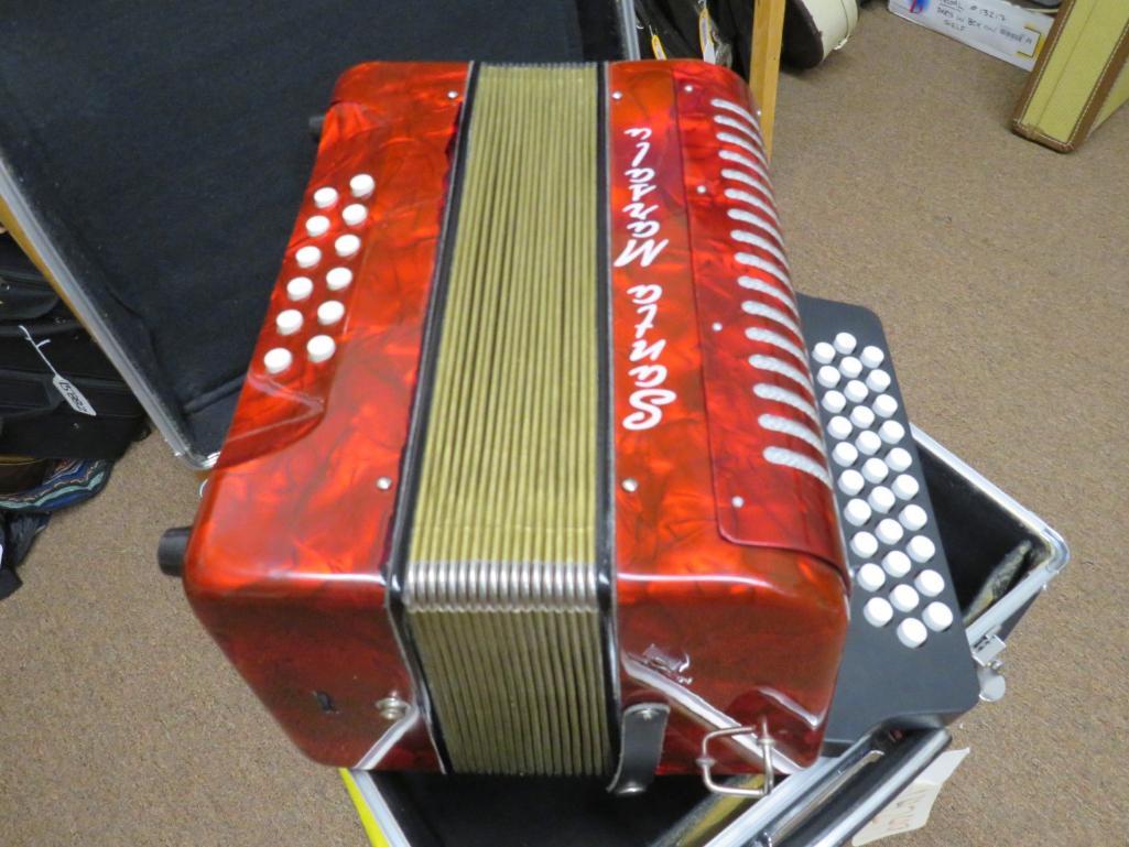 Santa marsala outlet accordion for sale