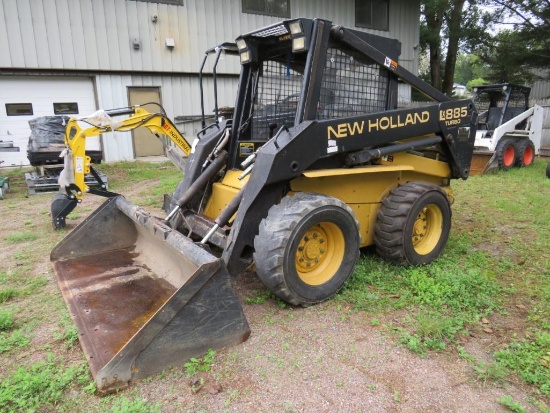 New Holland Lx885 Turbo Skid Steer