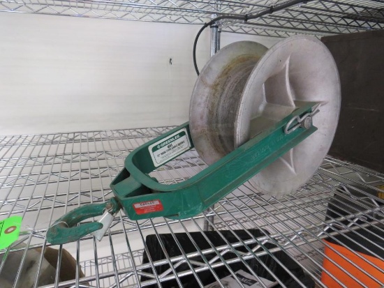 Greenlee Hook Type Cable Sheave Pulley w/Swivel Clevis