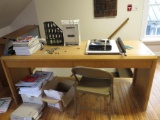 Tables & Desk