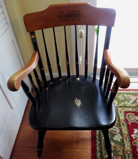 Quicksilver Classic Maple Arm Chair