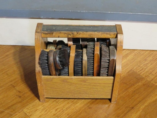Cavalier Shoe-Cleaning Box