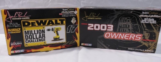 (2) 1:24 Scale Diecast Replica Cars