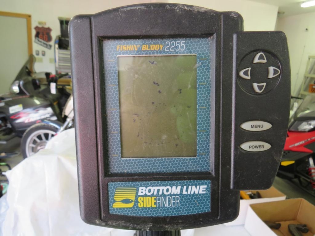 Fishing Buddy 2255 Bottom Line Side Finder, Estate & Personal Property  Sporting Goods Outdoor Sports Equipment Fishing Equipment, Online Auctions