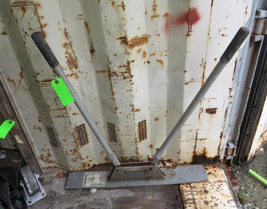 4000 Cover Crimper