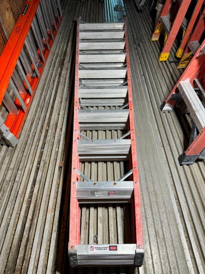 Louisville Brute 375 10' Double-Sided Fiberglass A-Frame Ladder