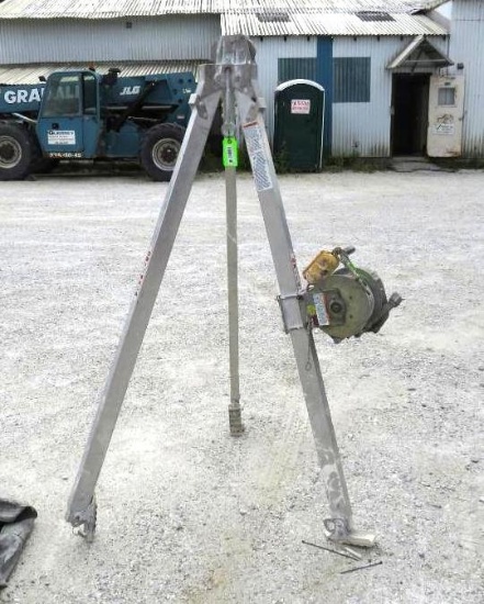 DBISALA Personnel/Material Tripod