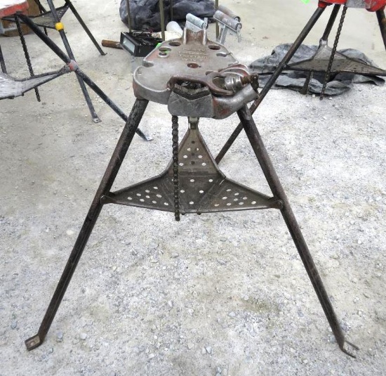 NO. 450 Ridgid 1/8-5" Pipe Stand