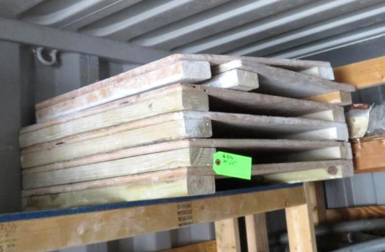 (6) Plywood Platforms