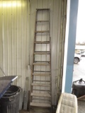 Wood 10' Ladder