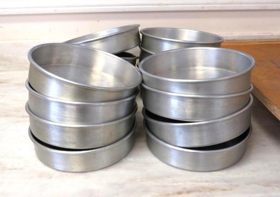 (16) 8"x8"x2" Round Cake Pans