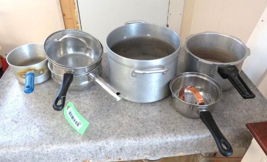 (6+/-) Kitchen Pots