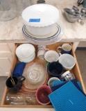 Drawer of Asst. Flat & Cupware