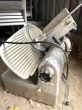 Hobart Model 1712 Slicer