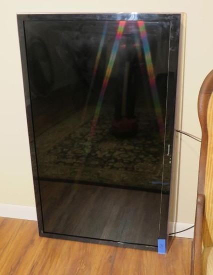 Panasonic TC-L47E50 Flat Screen TV