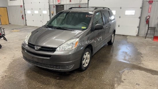 2004 Toyota Sienna CE 7 Passenger V6, 3.3L