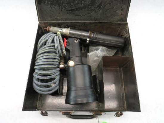 Stanley Bostitch Pneumatic Rivet Gun