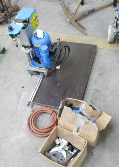 Hettich International BlueMax Boring Machine