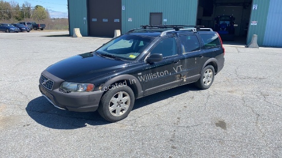 2004 Volvo XC70 Base I5, 2.5 T