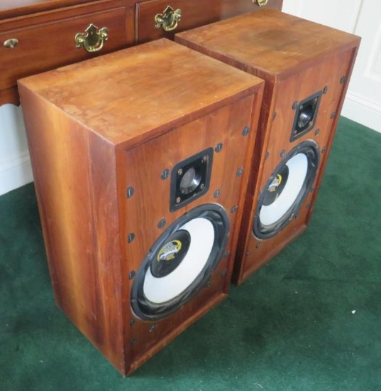 Pair Cerwin Vega 36R Speakers