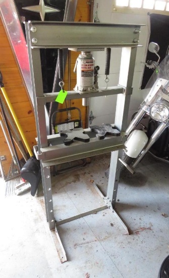 Central Machinery 20 Ton Shop Press