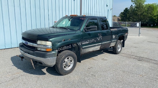 2001 Chevrolet Silverado 2500 Base V8, 6
