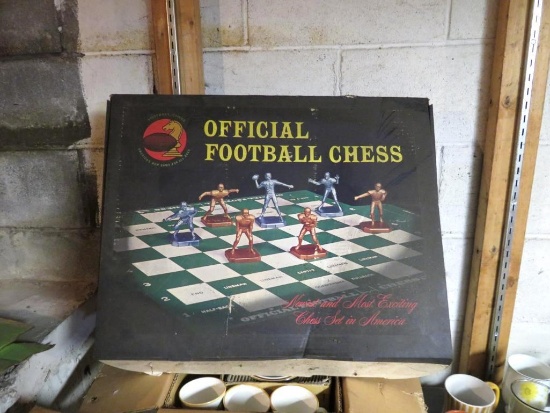 1967 Official Football Chess Set