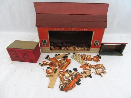 Honor Bilt Farm Set w/Extra Paper Animals