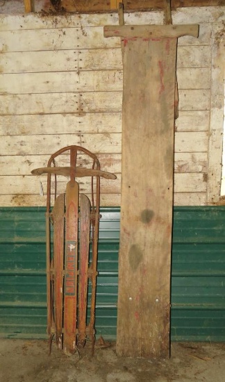 Champion Runner Sled & Antiques Wood Travis Sled