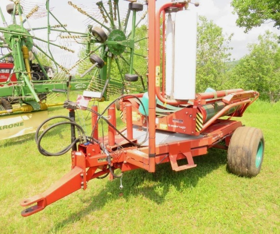 Kverneland Taarup 7517 Bale Wrapper