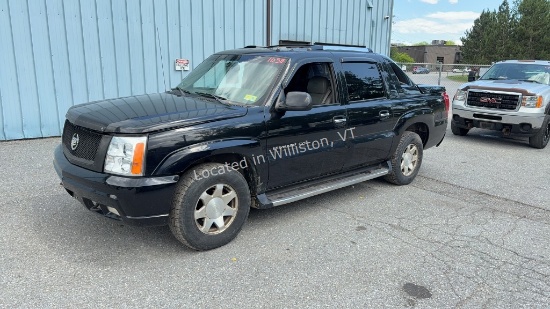 2002 Cadillac Escalade EXT Base V8, 6