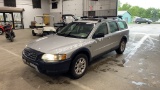2005 Volvo XC70 Base I5, 2.5 T