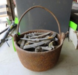 Cast Iron Smelting Pot