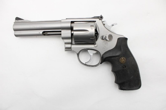 Smith & Wesson Model 625-2 Double Action Revolver
