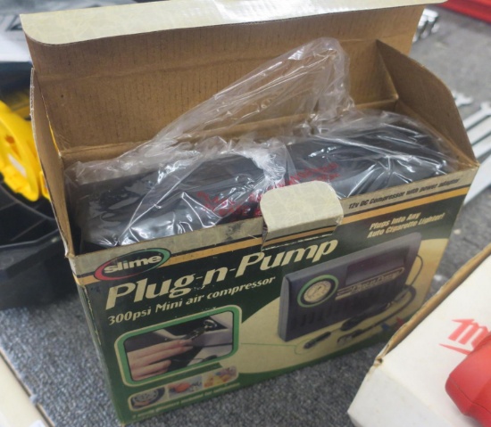 Plug N Pump 300 PSI Air Compressor