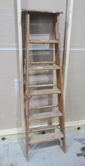 6' Wood Step Ladder