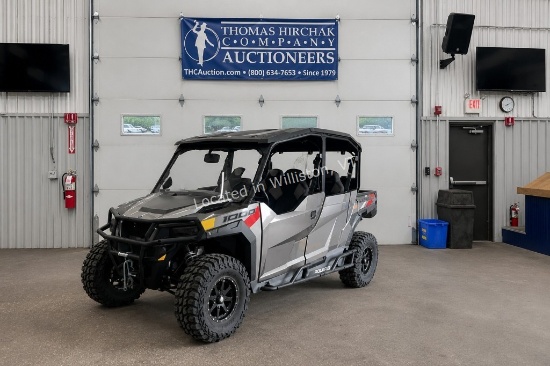 2022 Polaris & Trailer