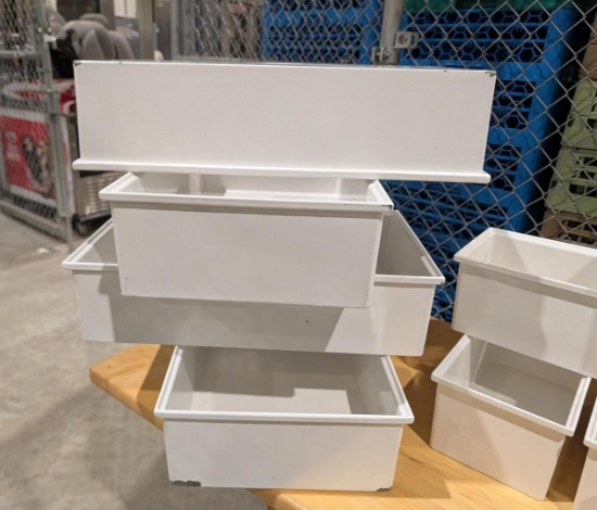(4) Bon Chef Food Pans