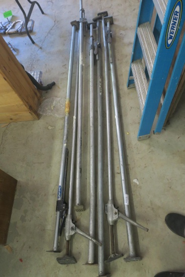 (7) Adjustable Load Lock Bars