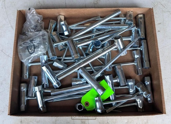 (34+/-) Chainsaw & Utility Tools